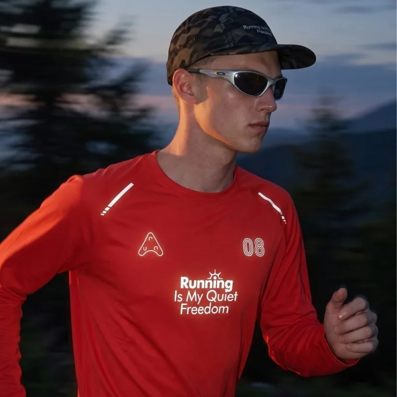 Maglietta sportiva riflettente - Hiking recensione e prezzo